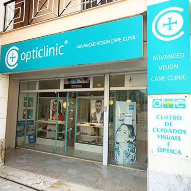 Entrada da OPTICLINIC Abóboda